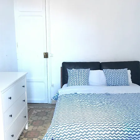 Oyo Ruzafa Casa de hóspedes 3*